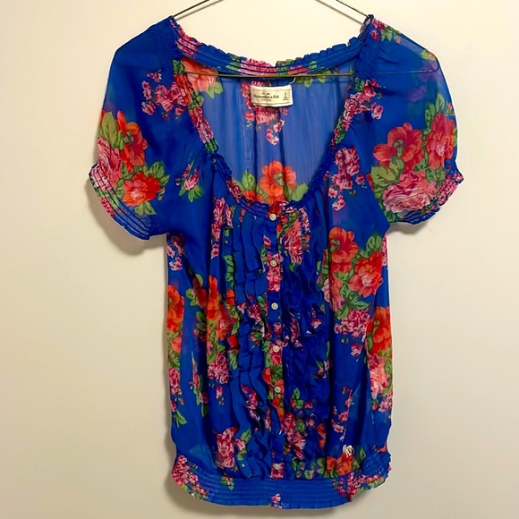 Abercrombie & Fitch floral sheer top - Picture 1 of 4